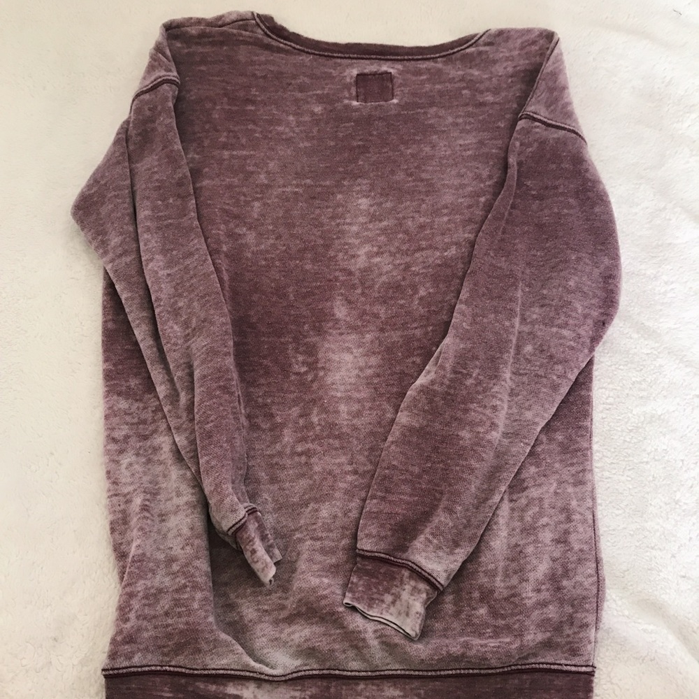red pull over - Picture 2 of 2